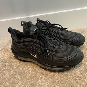 Black air max 97